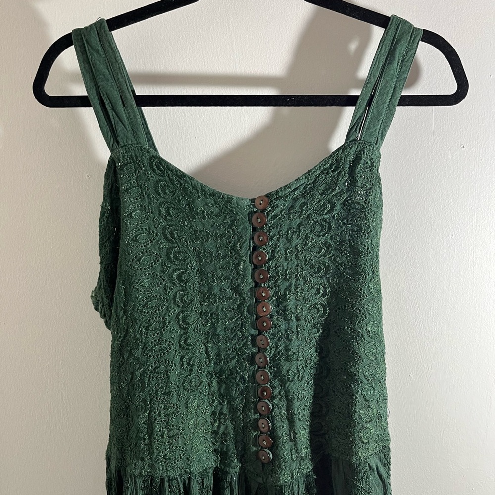 Green Lace Button-Front Midi Dress - Picture 5 of 8
